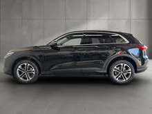 Audi Q5 SUV TFSI 150 kW in MYTHOSSCHWARZ METALLIC