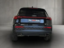 Audi Q5 SUV TFSI 150 kW in MYTHOSSCHWARZ METALLIC