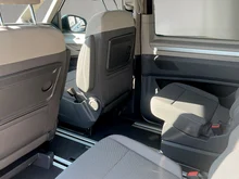 VW Multivan Edition eHybrid 180 kW 4MOTION in Candyweiß/Dach Deepblack