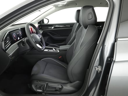 VW Passat Variant Elegance TDI DSG