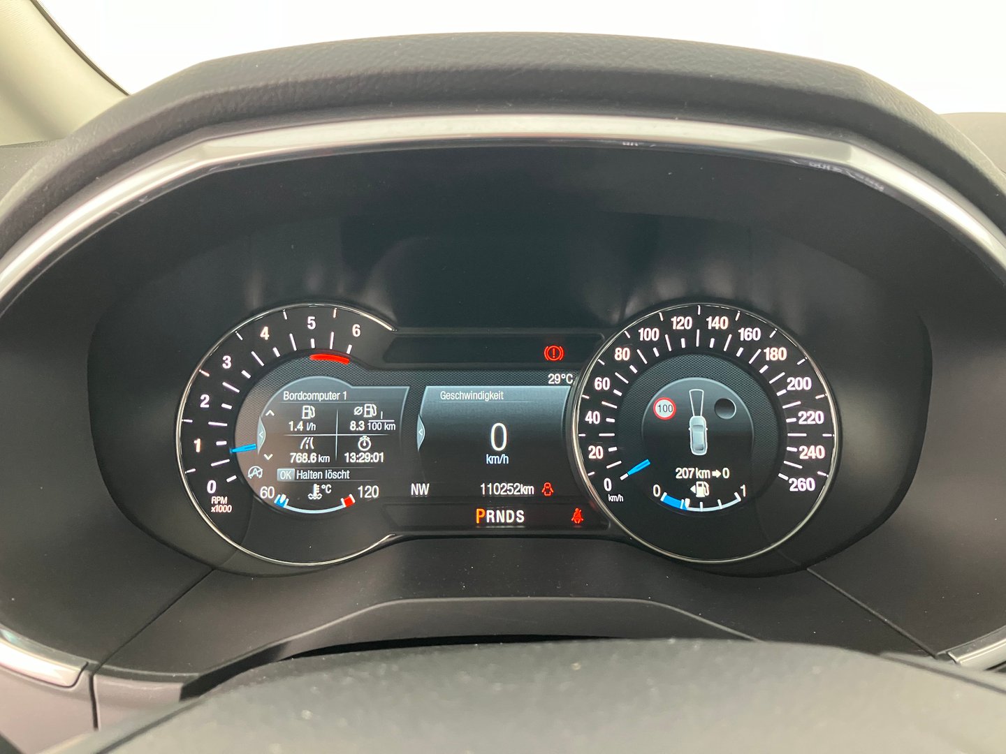 Ford S-MAX Titanium 2.0 EcoBlue SCR AWD Aut. | Bild 7 von 17