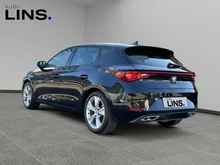 SEAT Leon FR 1.5 eTSI ACT DSG in Nacht-Schwarz Metallic