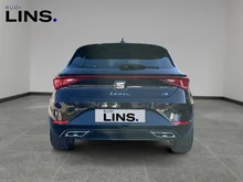 SEAT Leon FR 1.5 eTSI ACT DSG in Nacht-Schwarz Metallic