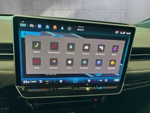 VW ID.7 Tourer Pro 210 kW Business - 77 kWh in Aquamarinblau