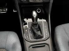 VW Golf Sportsvan Comfortline TDI SCR DSG in weiss - normal