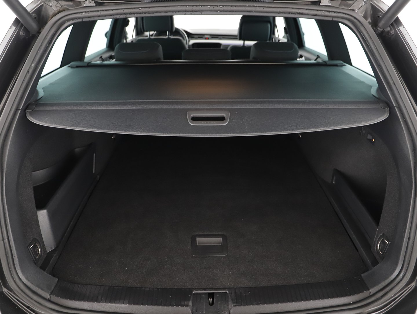 VW Passat GTE Variant | Bild 13 von 18