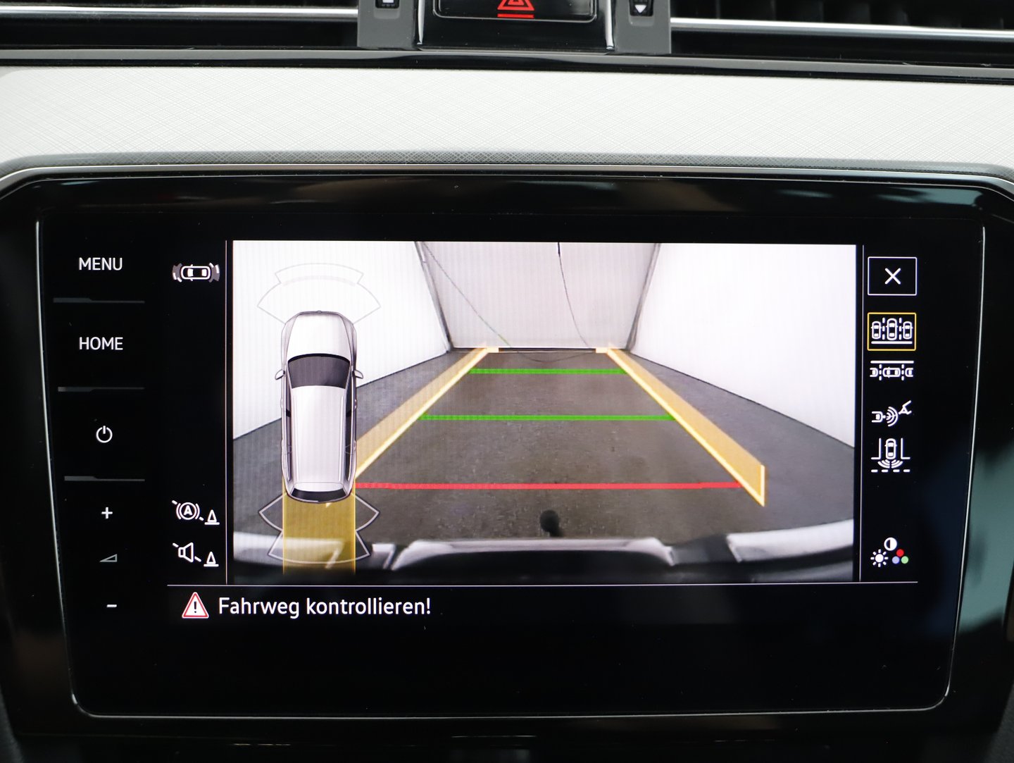 VW Passat GTE Variant | Bild 8 von 18