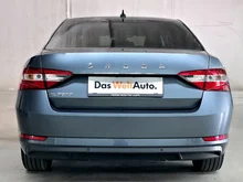 Škoda Superb Ambition TDI in Quarz-Grau Metallic