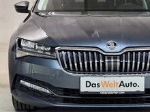 Škoda Superb Ambition TDI in Quarz-Grau Metallic