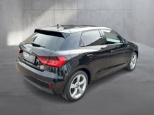 Audi A1 Sportback 25 TFSI intense in Mythosschwarz Metallic