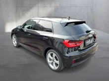 Audi A1 Sportback 25 TFSI intense in Mythosschwarz Metallic