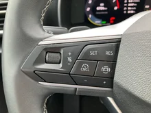 SEAT Leon SP Kombi Style Edition 1.5 eTSI DSG in Candy-Weiß