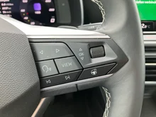 SEAT Leon SP Kombi Style Edition 1.5 eTSI DSG in Candy-Weiß