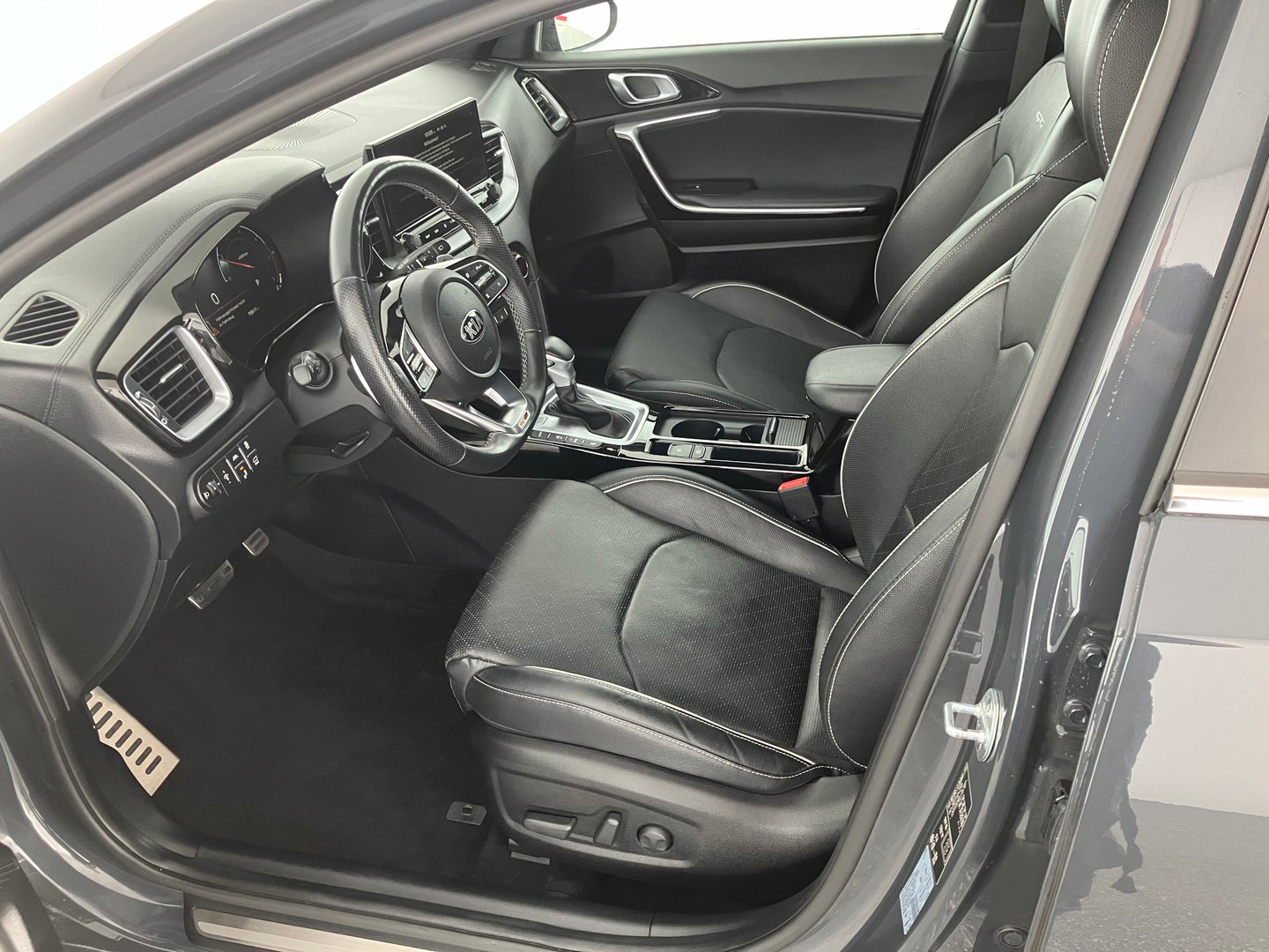 Kia ceed SW 1,6 CRDi SCR ISG GT-Line DCT Aut. | Bild 4 von 18