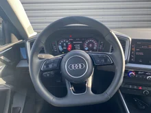 Thumbnail-Foto von Fahrzeug