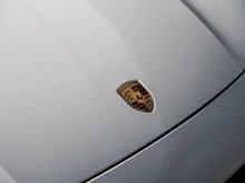 Porsche Cayenne E-Hybrid Coupé in weiß ab 08/2019