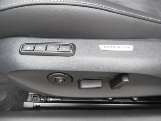 Bild eines Passat Variant Business eHybrid 150kW