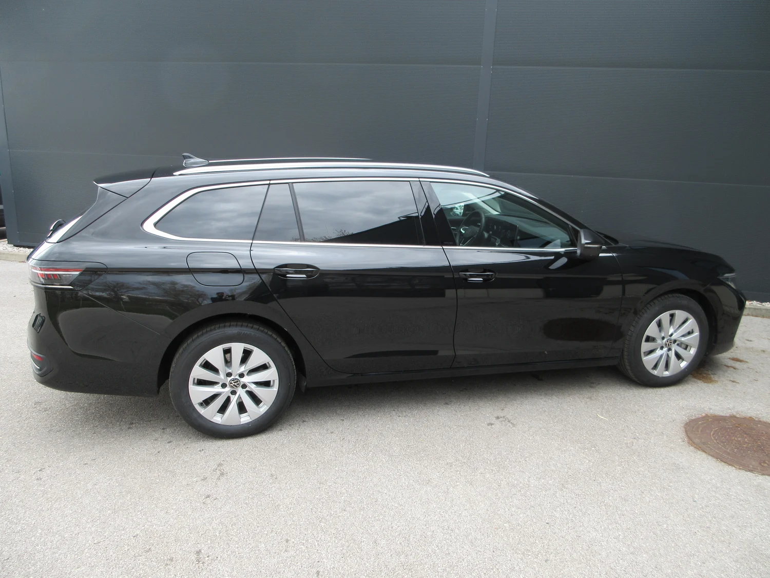 Bild eines Passat Variant Business eHybrid 150kW