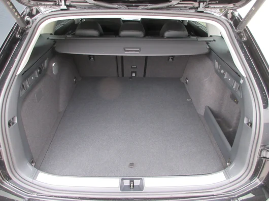 Bild eines Passat Variant Business eHybrid 150kW