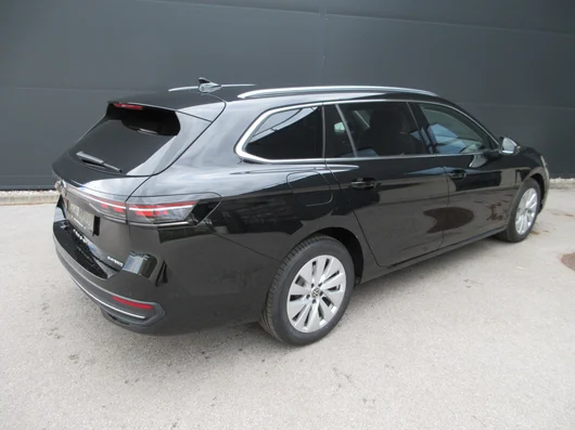 Bild eines Passat Variant Business eHybrid 150kW