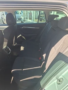 Škoda Octavia Combi Premium TDI DSG in Brillant-Silber Metallic