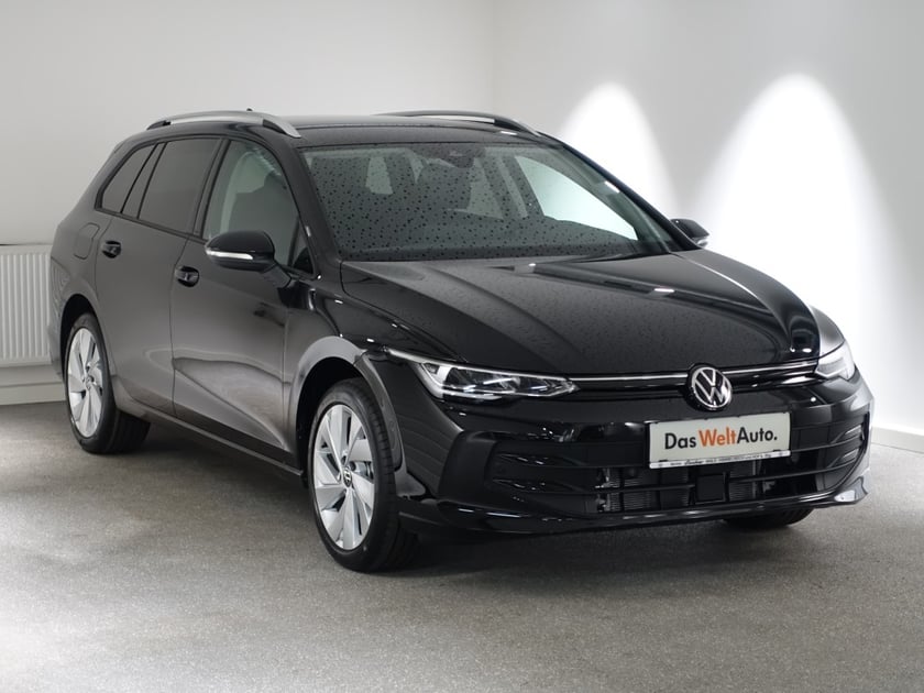 VW Golf Variant Business mHeV DSG