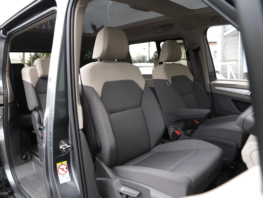 Bild eines VW Multivan Business ÜH TDI