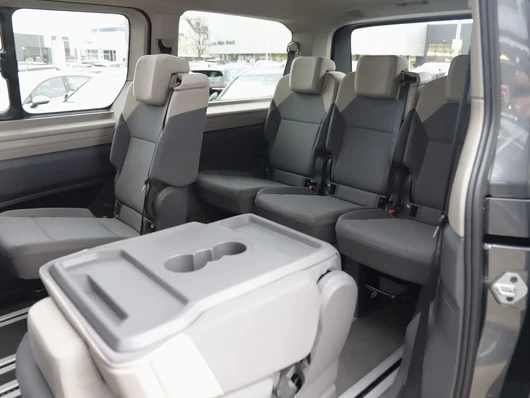 Bild eines VW Multivan Business ÜH TDI