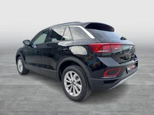 VW T-Roc Friends TSI DSG in Grenadillschwarz Metallic