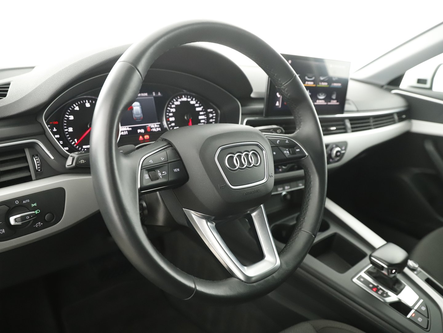 Audi A4 Avant 35 TFSI advanced | Bild 10 von 23