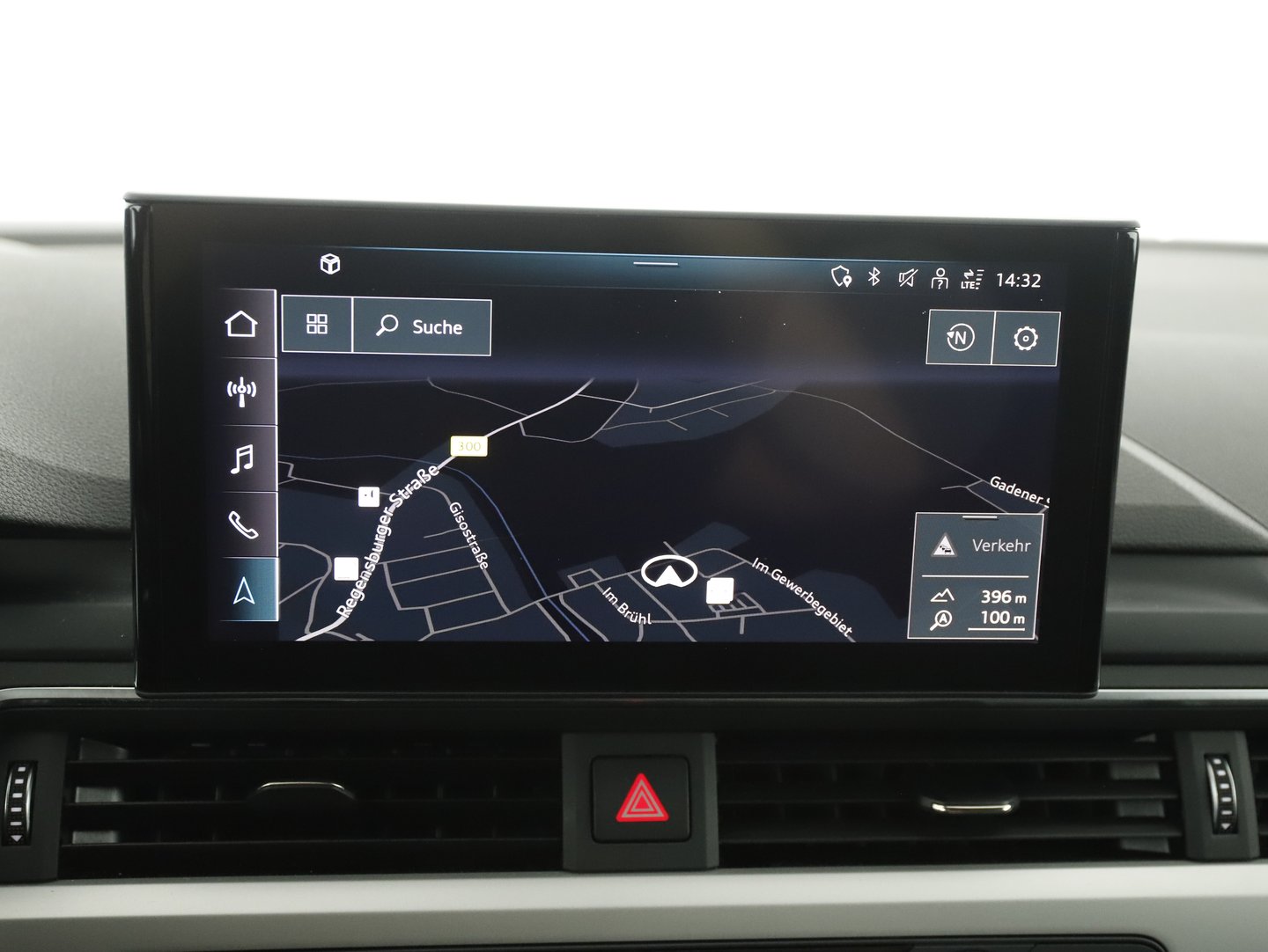 Audi A4 Avant 35 TFSI advanced | Bild 16 von 23