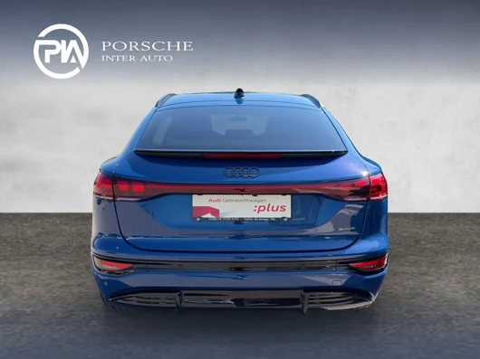 Bild eines Audi Q6 Sportback e-tron quattro
