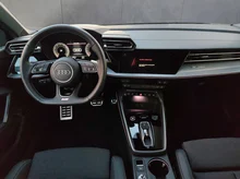 Audi A3 Sportback 30 TFSI in Brillantschwarz