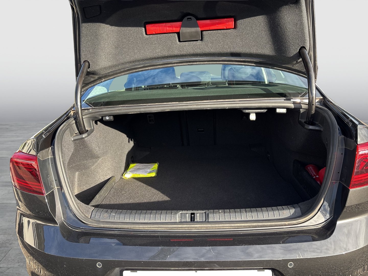VW Passat Business TDI | Bild 20 von 23