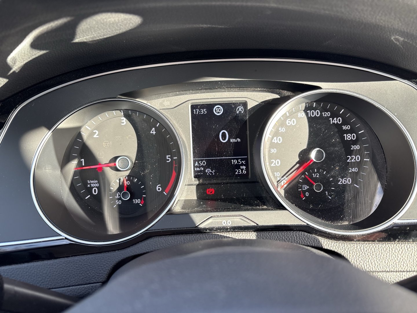 VW Passat Business TDI | Bild 11 von 23