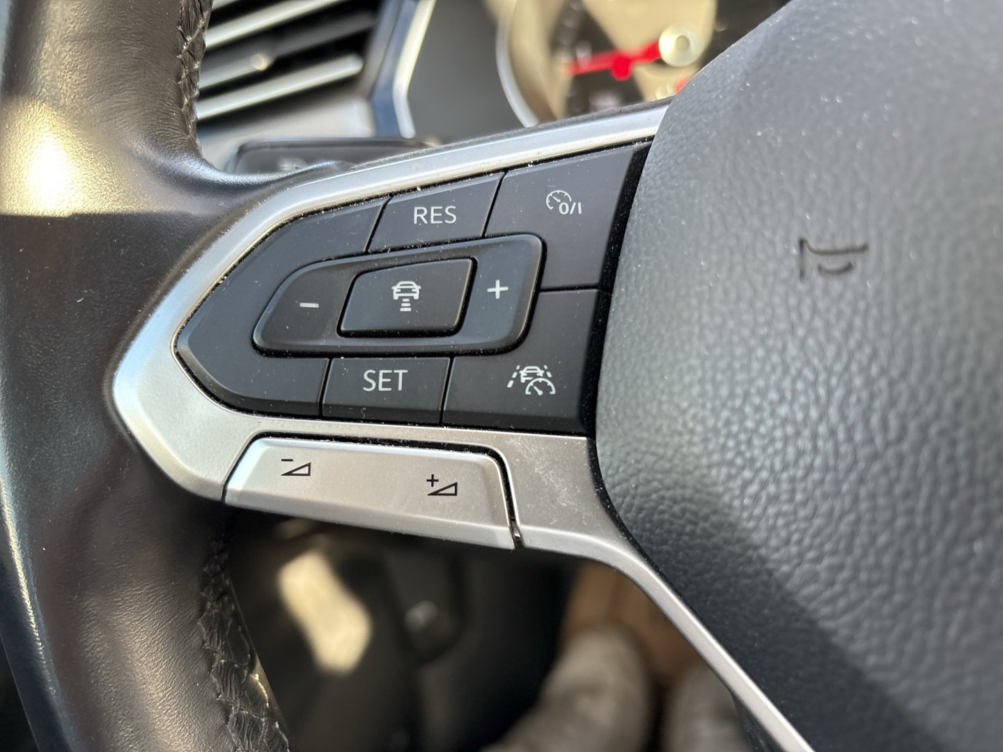 VW Passat Business TDI | Bild 12 von 23
