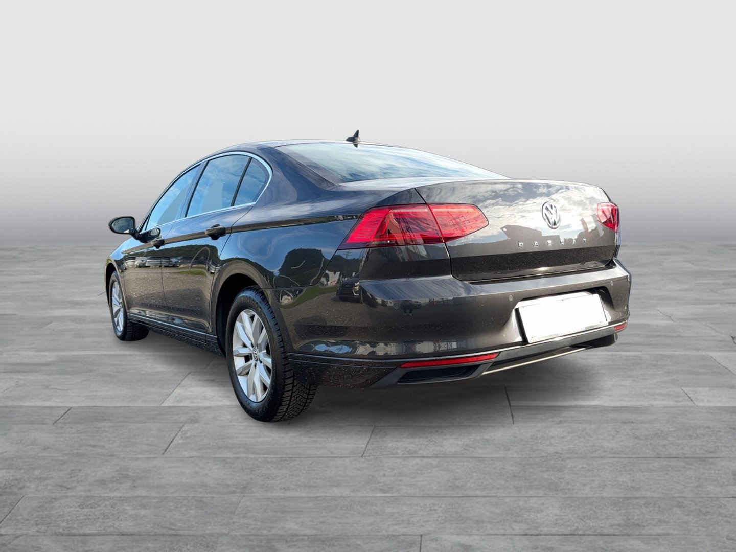 VW Passat Business TDI | Bild 3 von 23