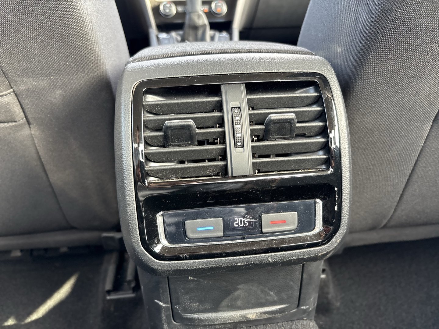 VW Passat Business TDI | Bild 19 von 23