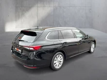 Škoda Superb Combi Selection TDI DSG in Ebony-Schwarz Metallic