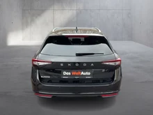 Škoda Superb Combi Selection TDI DSG in Ebony-Schwarz Metallic