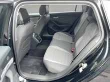 Škoda Superb Combi Selection TDI DSG in Ebony-Schwarz Metallic