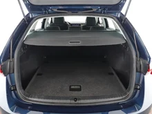 Škoda Octavia Combi 4x4 SCOUT TDI DSG in LAVA-BLAU METALLIC