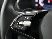 Škoda Octavia Combi 4x4 SCOUT TDI DSG in LAVA-BLAU METALLIC