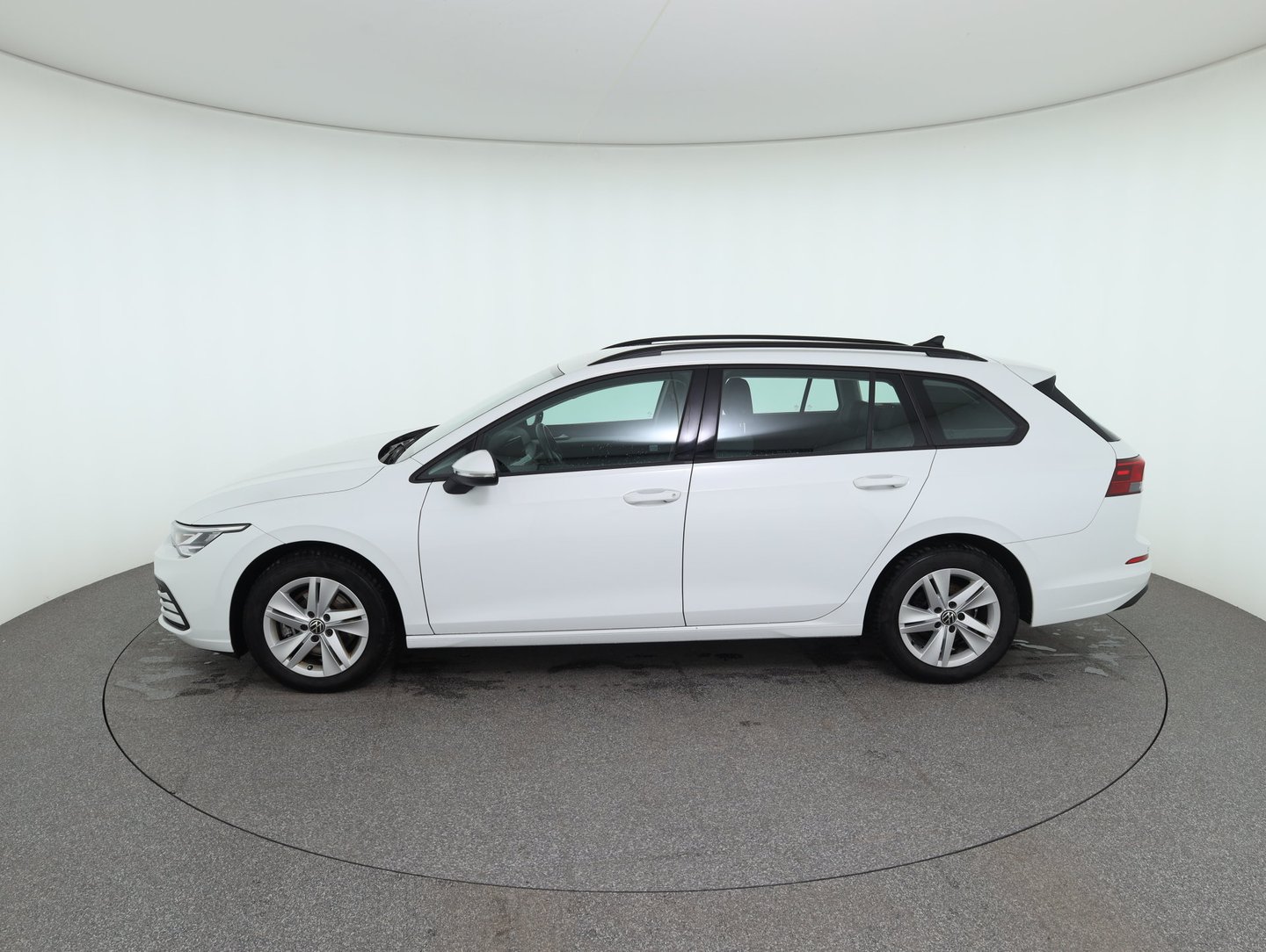 VW Golf Variant Life TDI DSG | Bild 8 von 28