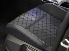VW Golf Sport mHEV TSI DSG in Grenadillschwarz Metallic