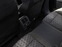 VW Golf Sport mHEV TSI DSG in Grenadillschwarz Metallic