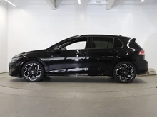 VW Golf Sport mHEV TSI DSG in Grenadillschwarz Metallic