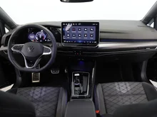 VW Golf Sport mHEV TSI DSG in Grenadillschwarz Metallic