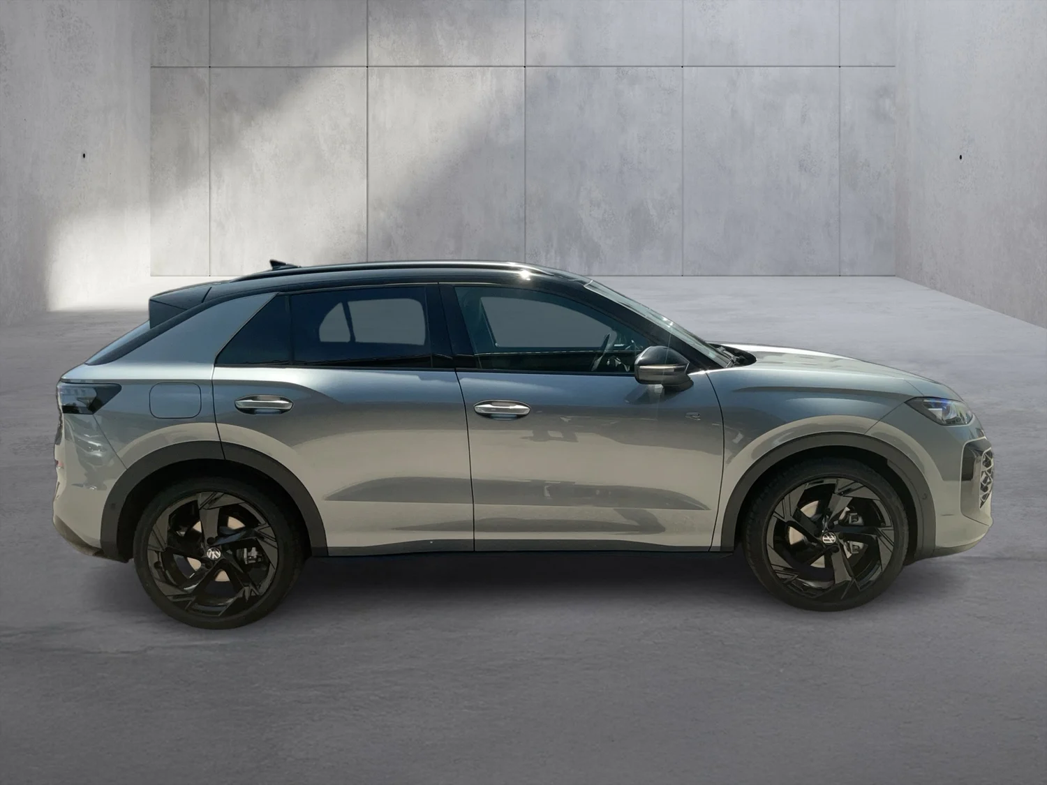 Bild eines VW T-Roc R-Line eTSI DSG