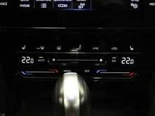 VW Passat Variant Business TDI DSG in Mangangrau Metallic